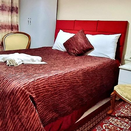 Ferienwohnung 5 Kisilik Huzurlu Stuedyo Daire Istanbul Exterior foto