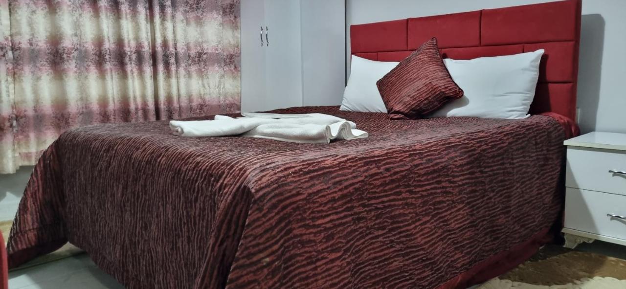 Ferienwohnung 5 Kisilik Huzurlu Stuedyo Daire Istanbul Exterior foto